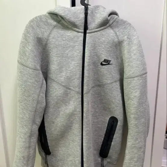 [BUNJANG] Nike Tech Fleece New Model Grey S / 나이키 테크팩 신형 그레이 s