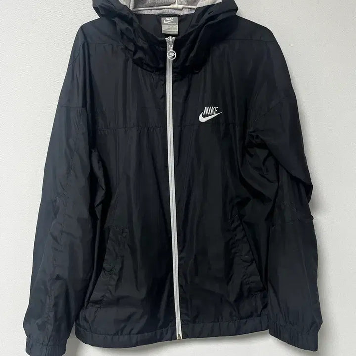 [BUNJANG] Nike Black Hooded Windbreaker Jacket / 나이키 바람막이 블랙 후드집업 M(95)