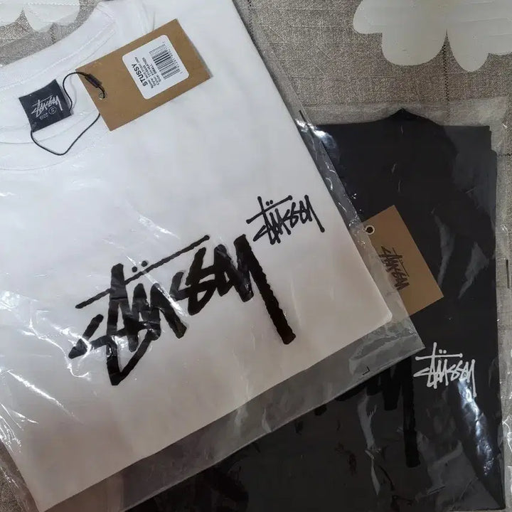 [BUNJANG] Stussy Basic T-shirt (Black/White) / 미개봉새상품)스투시 베이직 반팔티 (블랙 화이트)
