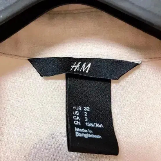 [BUNJANG] H&amp;M Pocket Shirt / H&amp;M 핑크베이지 포켓 셔츠