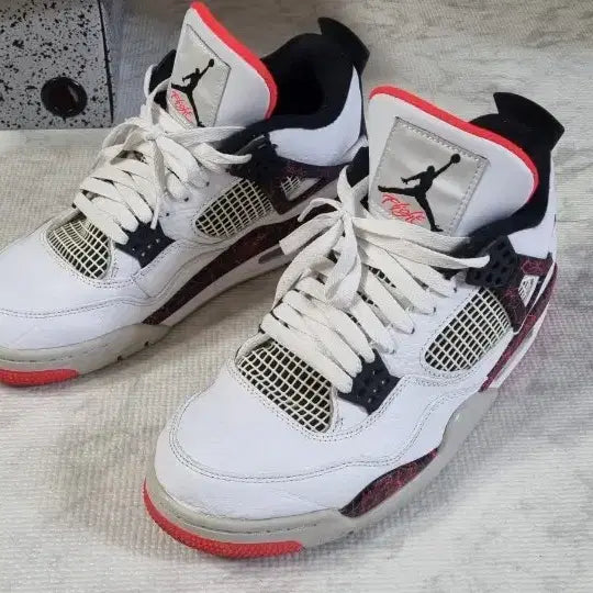 [BUNJANG] Nike Air Jordan 4 Flight Nostalgia Sneakers / 나이키 에어 조던 4 플라이트 노스텔지아 280