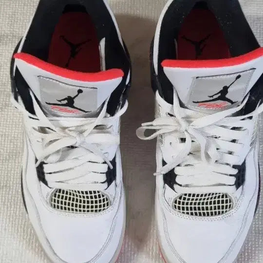 [BUNJANG] Nike Air Jordan 4 Flight Nostalgia Sneakers / 나이키 에어 조던 4 플라이트 노스텔지아 280