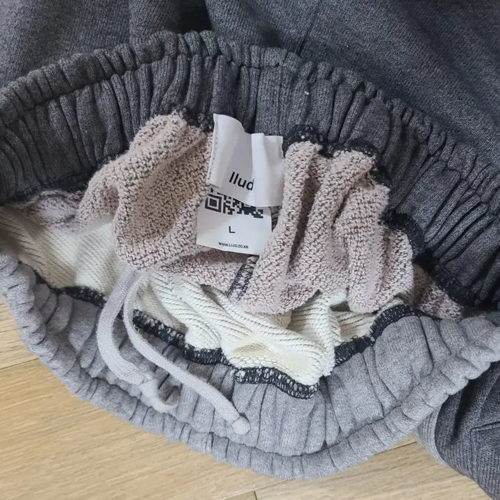 [BUNJANG] Lude Two-Tone Sweatpants Grey/Charcoal / 러드 투톤 스웻팬츠 그레이/차콜
