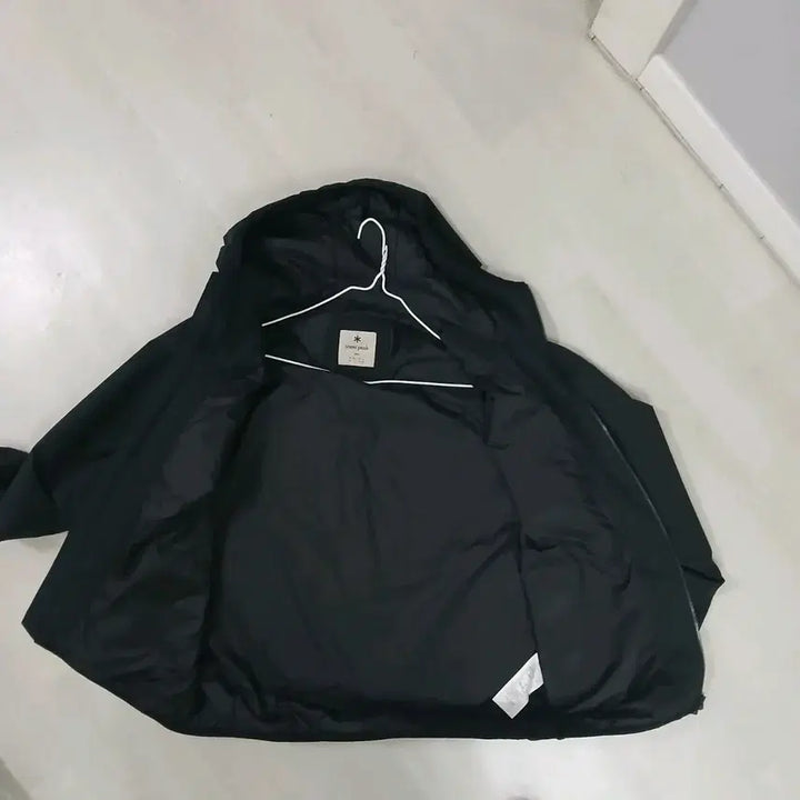 [BUNJANG] Snow Peak Apparel Windbreaker Jacket / 스노우피크 어페럴 바람막이 정품 105