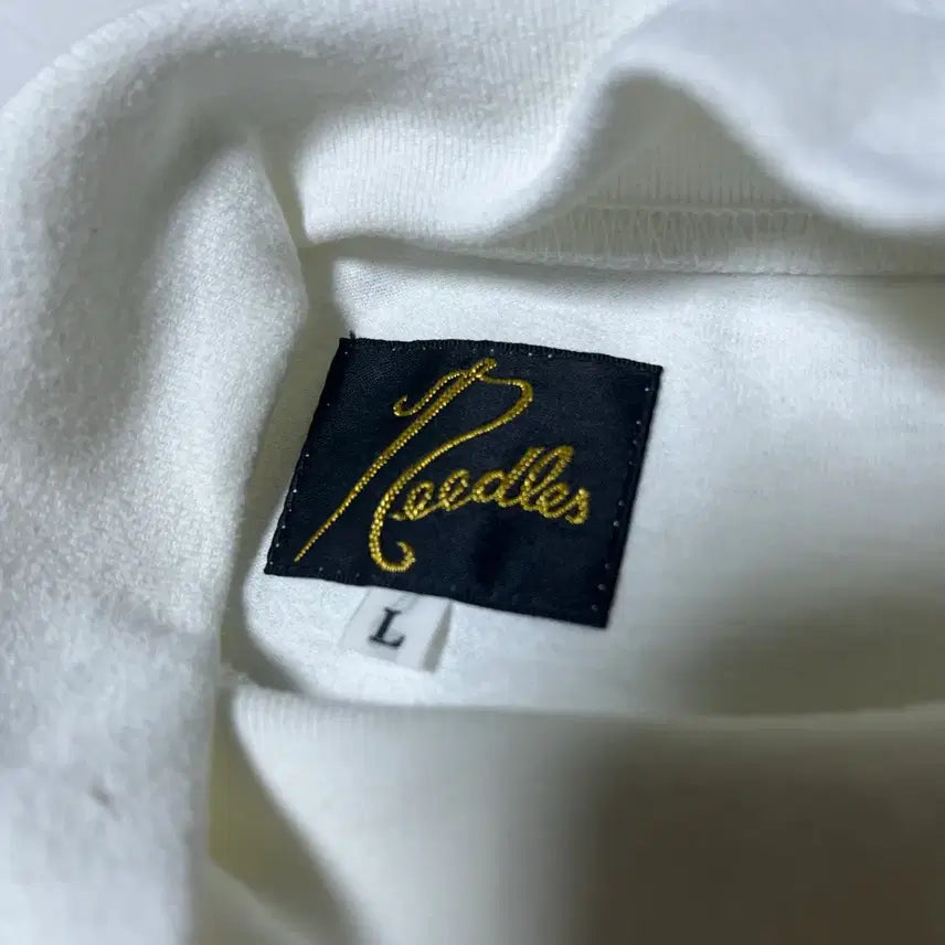 [BUNJANG] Needles Mock Neck Short Sleeve T-shirt / needles 니들스 반팔 L사이즈