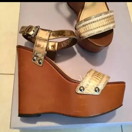 [BUNJANG] Vera Wang Wedge Sandals / (220-225) 베라왕 정품 플랫폼 웻지 샌들