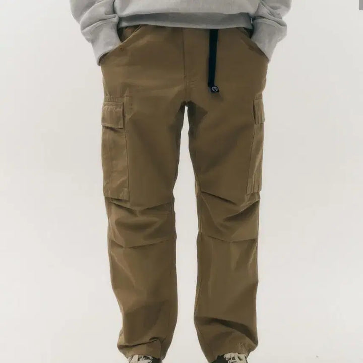 [BUNJANG] 아웃스탠딩 BELTED CARGO PANTS BEIGE L사이즈 / 아웃스탠딩 BELTED CARGO PANTS BEIGE L사이즈