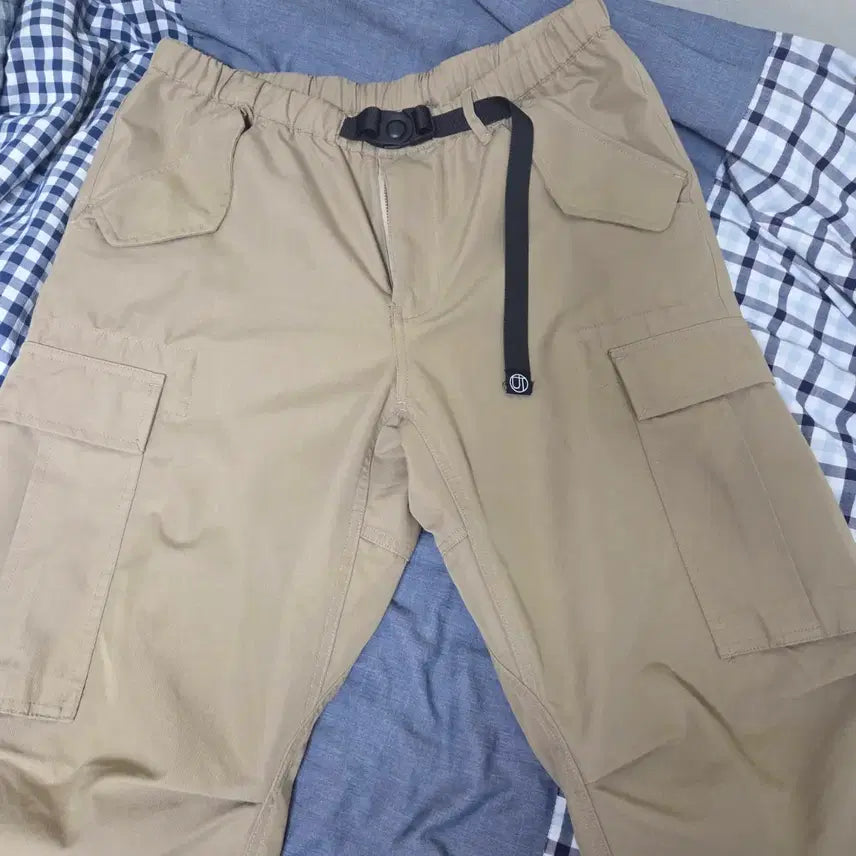 [BUNJANG] 아웃스탠딩 BELTED CARGO PANTS BEIGE L사이즈 / 아웃스탠딩 BELTED CARGO PANTS BEIGE L사이즈