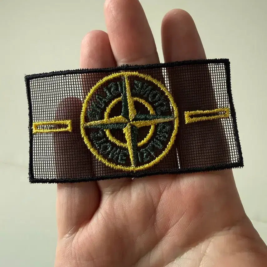 [BUNJANG] Stone Island Mesh and Badge / 스톤아일랜드 망사와펜