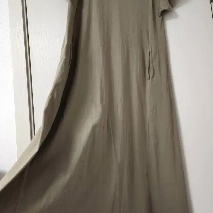 [BUNJANG] Oversized Khaki Long Dress / (새상품)체형커버 카키색 박시핏 롱원피스(시원한 원피스 등하원룩)