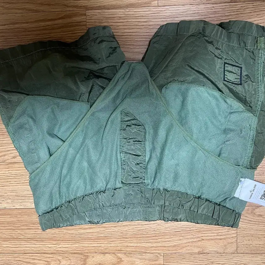 [BUNJANG] Stone Island Swim Pants Khaki L / 스톤아일랜드 스윔팬츠(L/카키)