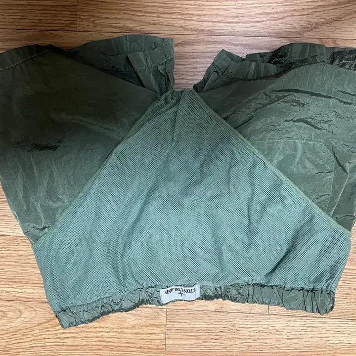 [BUNJANG] Stone Island Swim Pants Khaki L / 스톤아일랜드 스윔팬츠(L/카키)