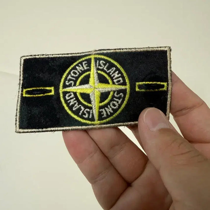 [BUNJANG] Stone Island Frost Weaving Badge / 스톤아일랜드 프로스트와펜