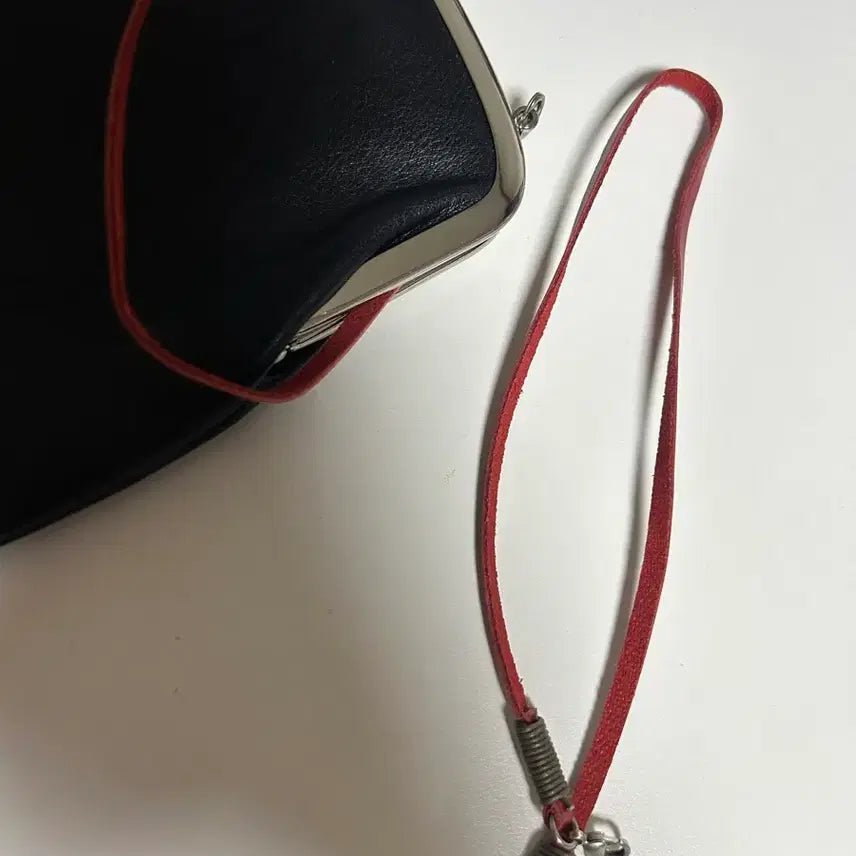 [SOLD OUT] 소우소우 가마구치 가죽백