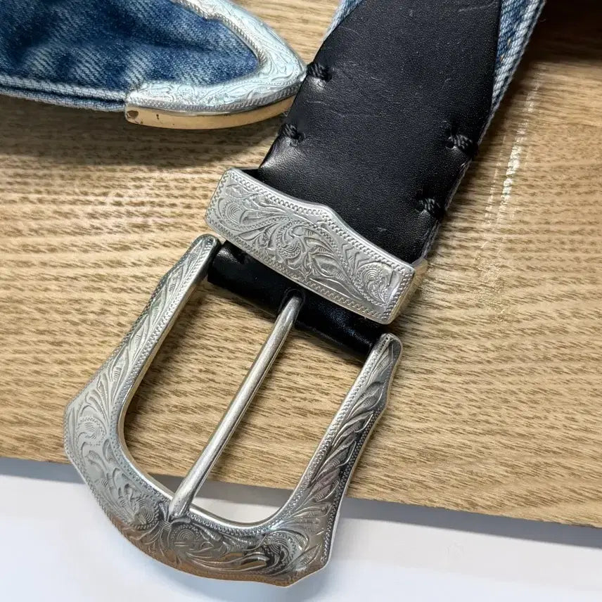 [BUNJANG] TOGA Western Denim Belt / 토가 toga 웨스턴 데님 벨트 (초레어템)
