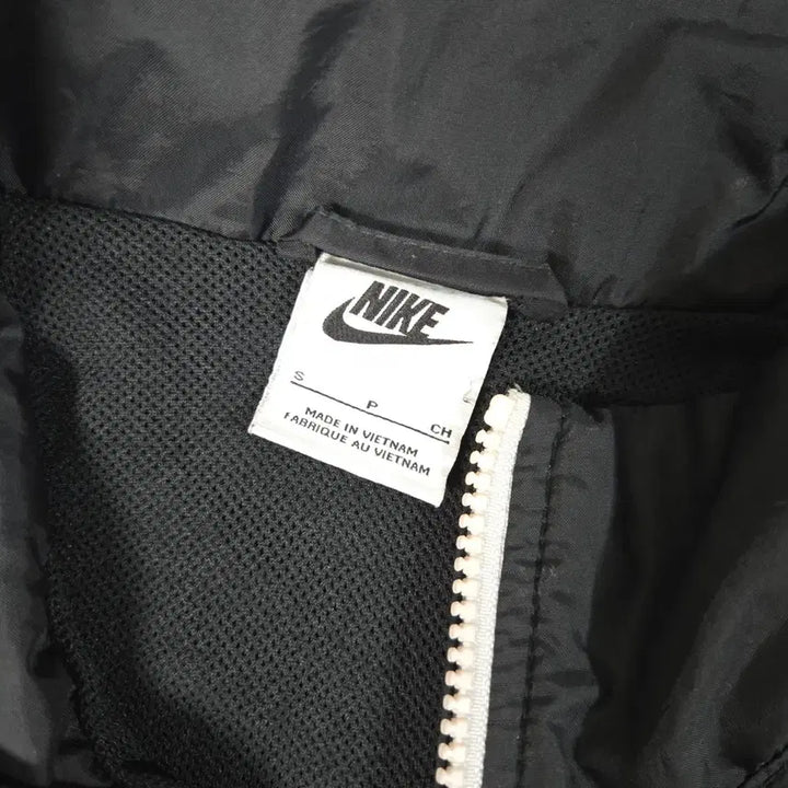 [BUNJANG] Nike Black Windbreaker Jacket / 나이키 블랙 바람막이 자켓