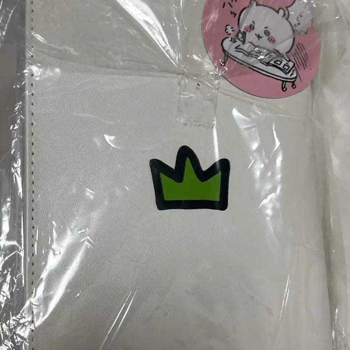 [BUNJANG] Chiikawa Pulling Weeds Black Pouch / 치이카와 풀뽑기 검정 파우치 먼작귀 우사기 하치와레 5/9까지