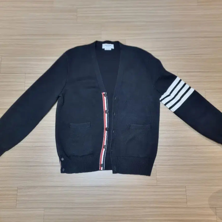 [BUNJANG] Thom Browne Black Cardigan with Four-Bar Armband / 톰브라운 블랙 가디건 4선 완장