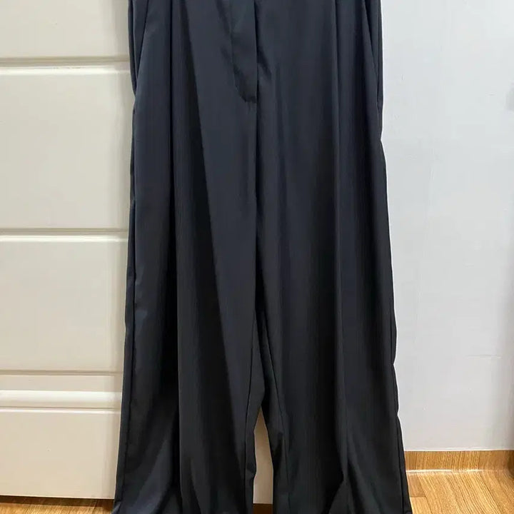 [BUNJANG] Nearwear Charcoal Slacks - Size S / 니어웨어 자체제작 슬랙스 차콜 S