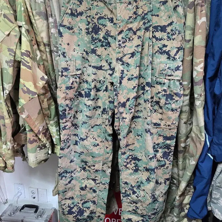 [SOLD OUT] 미군지급해병대전투복세트lr