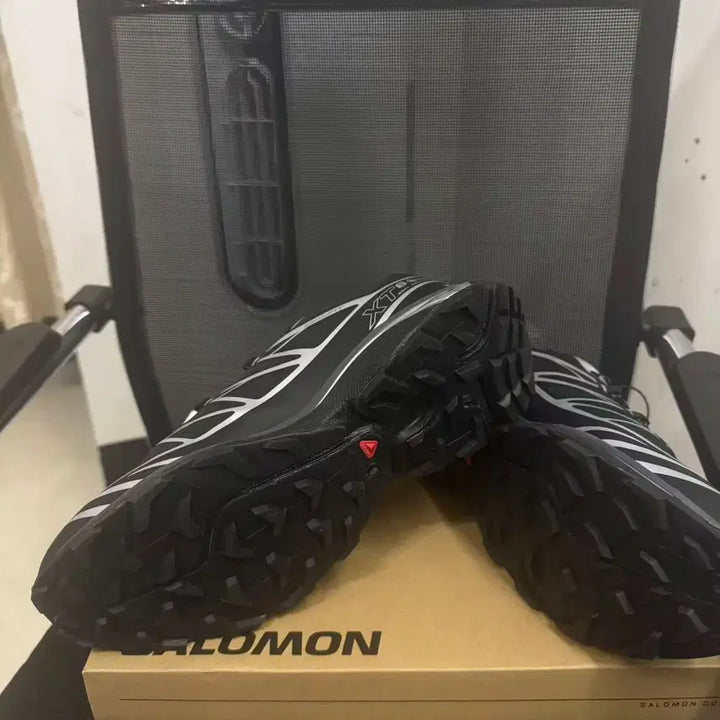 [SOLD OUT] 살로몬 XT-6 고어텍스 블랙 실버 265mm