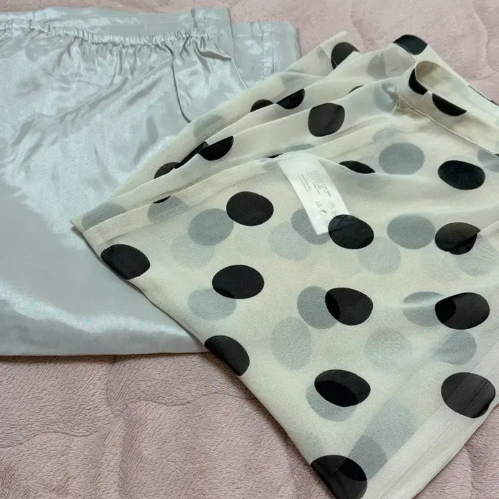 [BUNJANG] ODESS Dot Skirt Size 1 / 오데스 도트 스커트 새상품 사이즈1