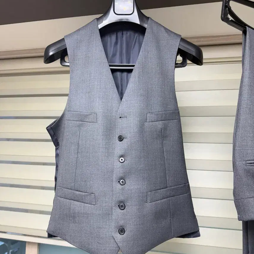 [SOLD OUT] 톰포드 스타일 울 그레이 쓰리피스 맞춤 정장