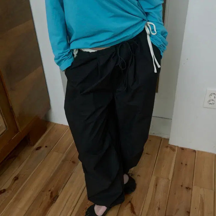 [BUNJANG] Pisces Needle Collab Parachute Pants / [새상품] 파이시스 니들 콜라보 파라슈트 팬츠