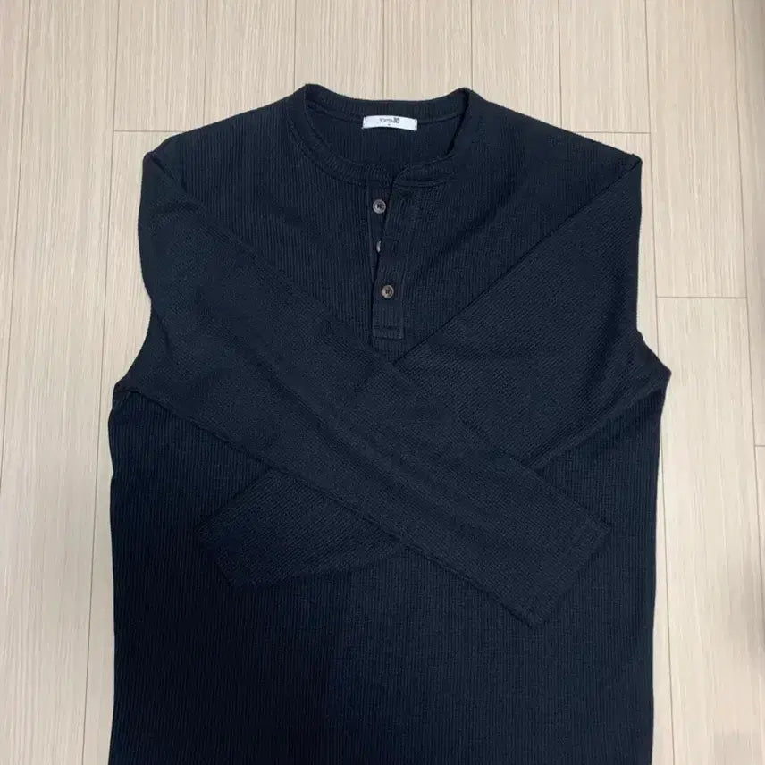 [SOLD OUT] 탑텐 와플 헨리넥 긴팔티셔츠 블랙 네이비 M