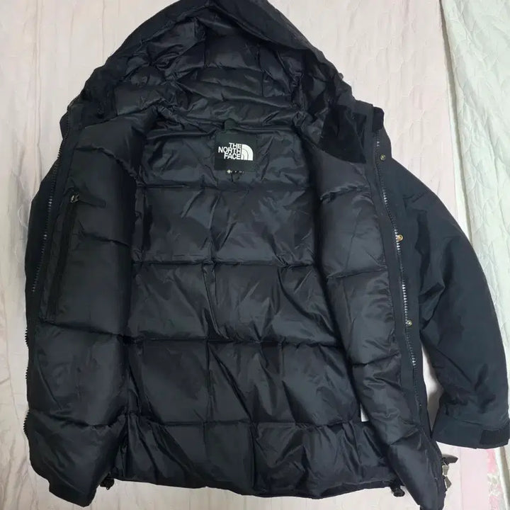 [SOLD OUT] 일본판 노스페이스 마운틴다운 고어텍스 블랙 S 여성가능 눕시 히말라얀급