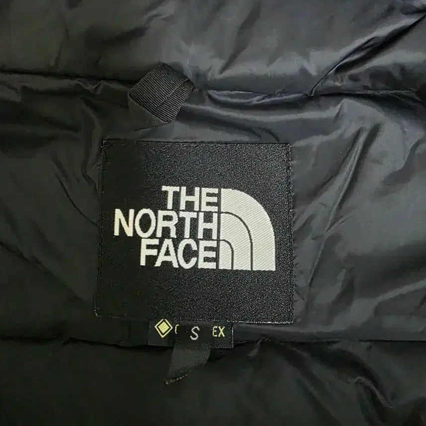[SOLD OUT] 일본판 노스페이스 마운틴다운 고어텍스 블랙 S 여성가능 눕시 히말라얀급