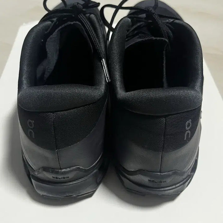 [SOLD OUT] 파프온 클라우드벤쳐 블랙 265