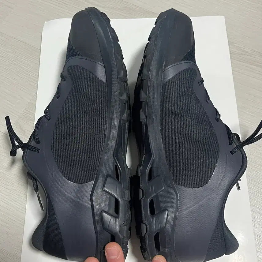 [SOLD OUT] 파프온 클라우드벤쳐 블랙 265