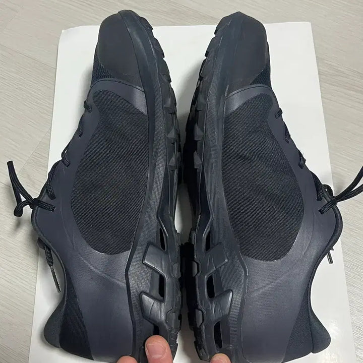 [SOLD OUT] 파프온 클라우드벤쳐 블랙 265