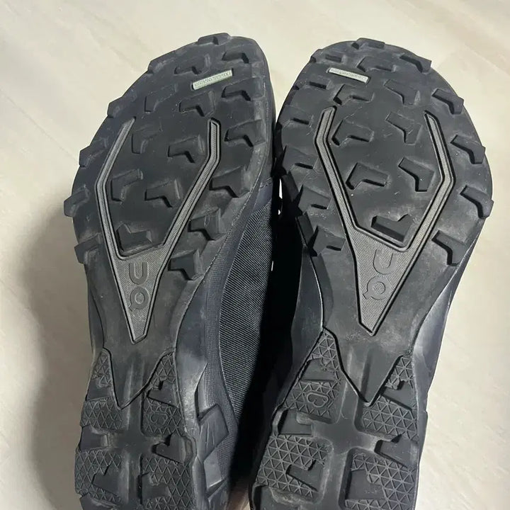 [SOLD OUT] 파프온 클라우드벤쳐 블랙 265