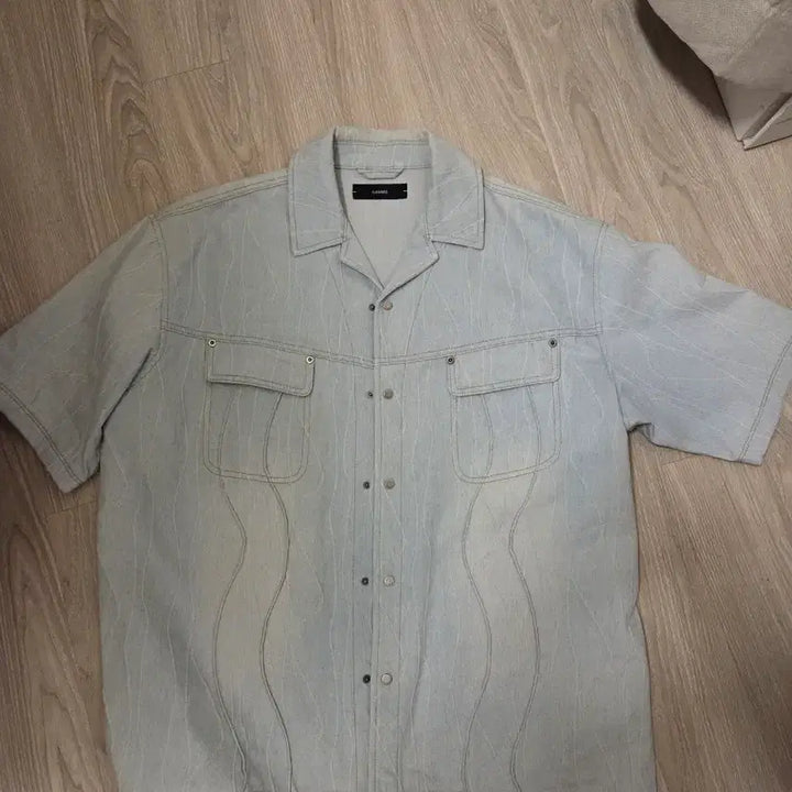[BUNJANG] Il Corso Washed Light Blue Short Sleeve Shirt Jacket (Size 100) / 일꼬르소 정품 워싱 연청 반팔 남방 자켓 100사이즈