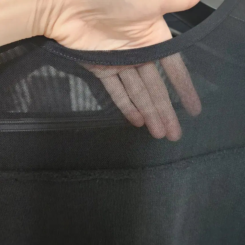 [BUNJANG] MM6 Maison Margiela Sheer Sweatshirt / MM6 메종 마르지엘라 시스루 맨투맨 / 희소 디자인 / 분위기 미쳤어요
