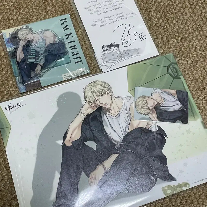 [BUNJANG] Han Seo-in Magazine Acrylic Standee Bundle Set / 백라이트포스터 한서인 매거진아크릴스탠드 일괄