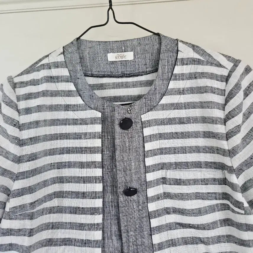 [BUNJANG] Striped Short-Sleeve Linen Jacket / 스트라이프 반팔 린넨 자켓