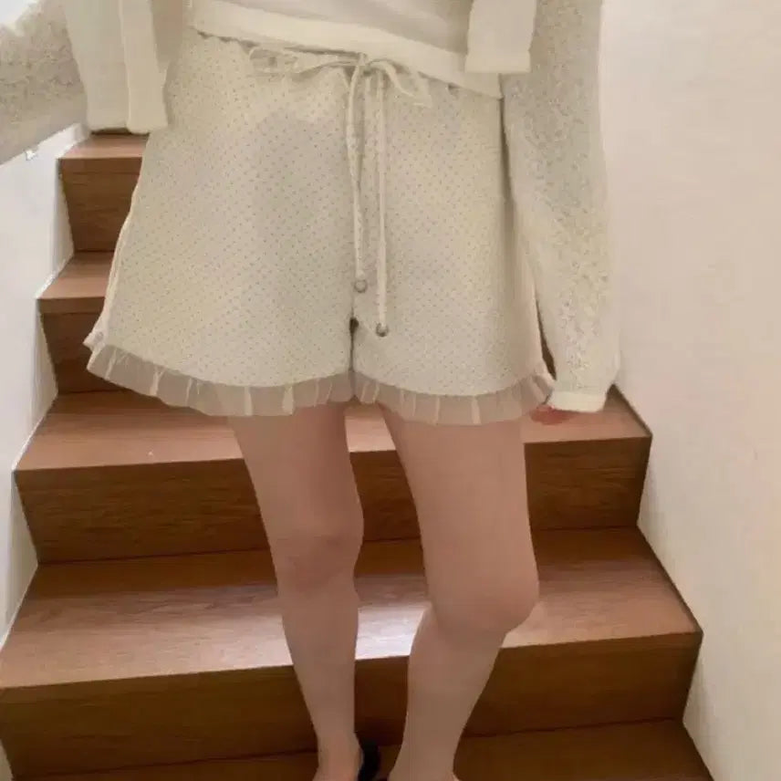 [BUNJANG] 포스터 도트 프릴 팬츠 포레스트 리터 미엘 위시러브미 프리티영띵 / 포스터 도트 프릴 팬츠 포레스트 리터 미엘 위시러브미 프리티영띵
