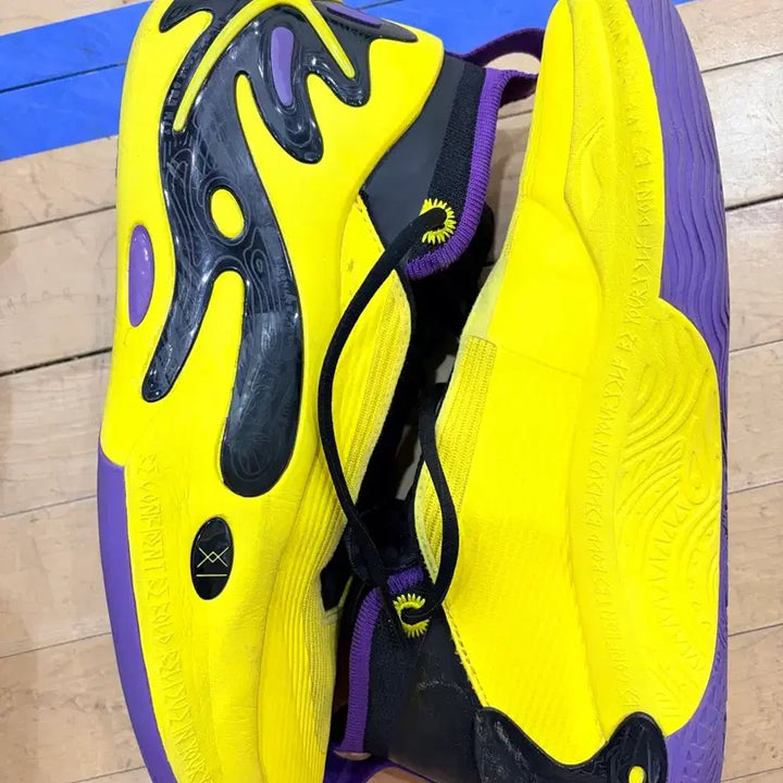 [BUNJANG] Li-Ning WOW11 Basketball Shoes (Size 290) / [급처]리닝 WOW11 농민화 판매[290]