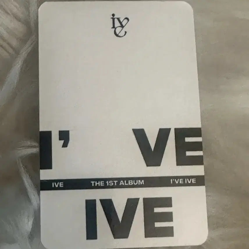 [BUNJANG] IVE Liz POB Photocard / 아이브(IVE) 리즈 공방포카