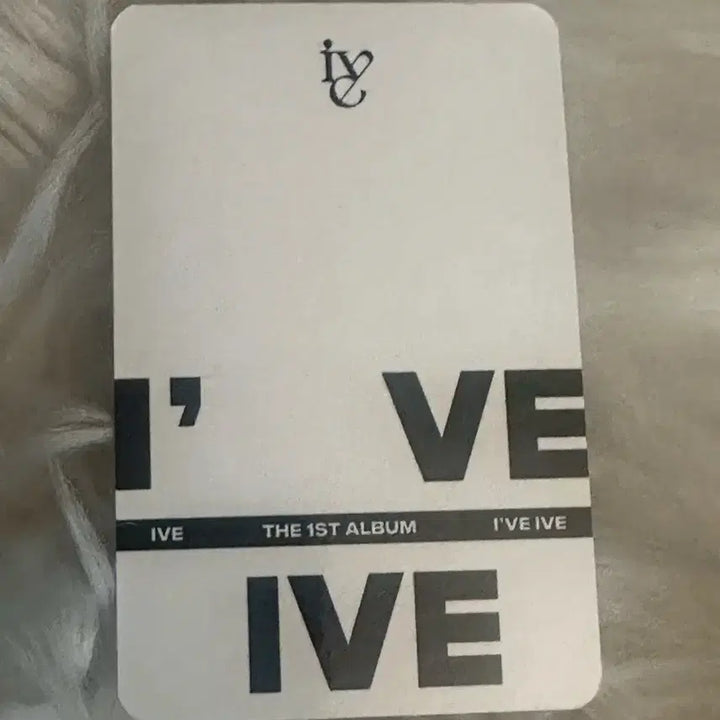 [BUNJANG] IVE Liz POB Photocard / 아이브(IVE) 리즈 공방포카
