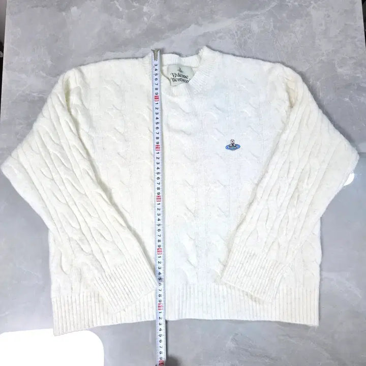 [BUNJANG] Vivienne Westwood White Knit Sweater / 비비안웨스트우드 화이트 니트 스웨터