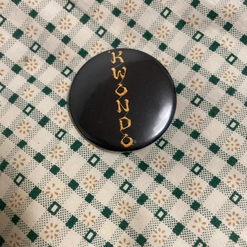 [BUNJANG] PEACEMINUSONE Kwon Do Badge / 피스마이너스원 권도뱃지팔아요