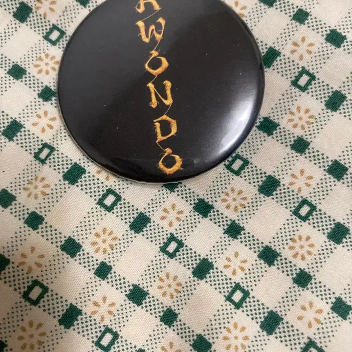 [BUNJANG] PEACEMINUSONE Kwon Do Badge / 피스마이너스원 권도뱃지팔아요