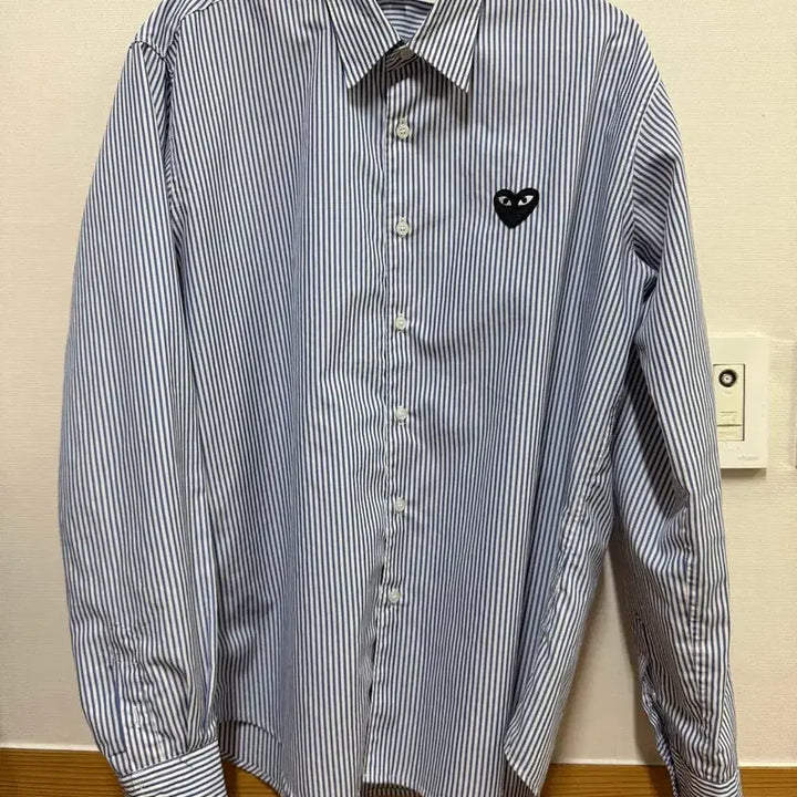 [BUNJANG] Comme des Garcons Play Black Heart Stripe Shirt / 꼼데가르송플레이 플레이 블랙 하트 스트라이프 셔츠 블루 스트라이프