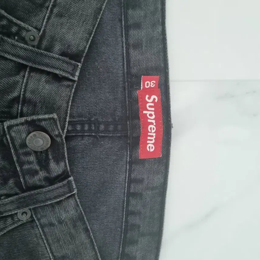 [BUNJANG] Supreme Black Denim Jeans 30 / 슈프림 흑청데님 30