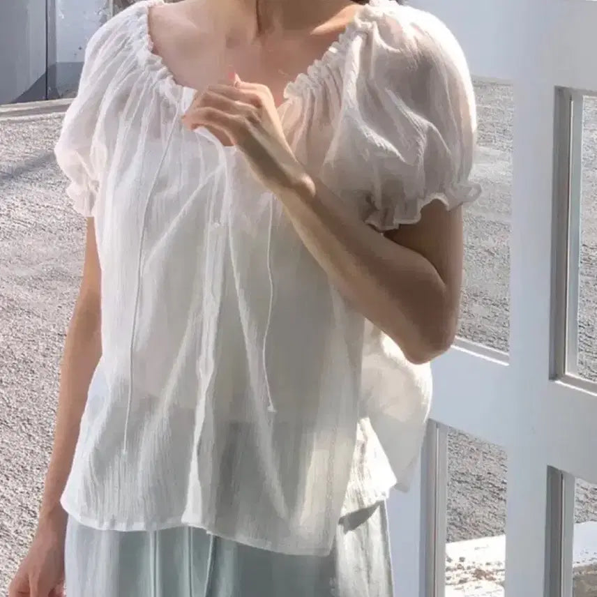 [BUNJANG] DOOMINSHOP Ribhour Jenio Ondmin Shopmodo Blouse / [새상품]두민샵 블라우스 리브아워 모너프 제니오 온드민 샵모도