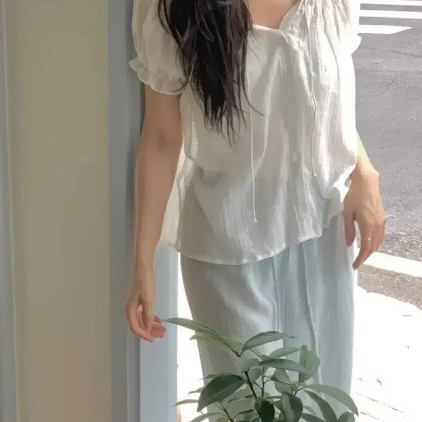 [BUNJANG] DOOMINSHOP Ribhour Jenio Ondmin Shopmodo Blouse / [새상품]두민샵 블라우스 리브아워 모너프 제니오 온드민 샵모도